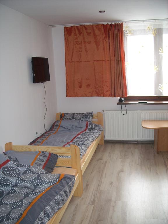 Pokoje Typu Studio Sosnowiec Phòng bức ảnh